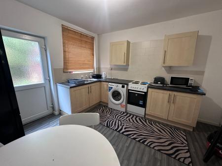 2 bedroom Terraced House to let in Cromwell Street, Nottingham, NG7