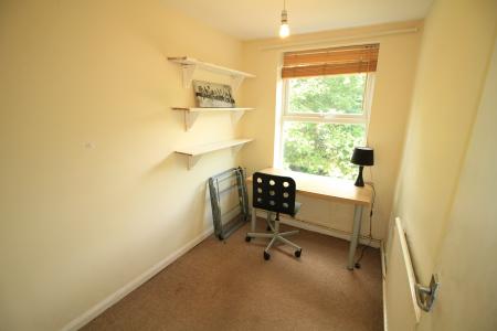 2 bedroom Terraced House to let in Cromwell Street, Nottingham, NG7