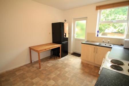 2 bedroom Terraced House to let in Cromwell Street, Nottingham, NG7