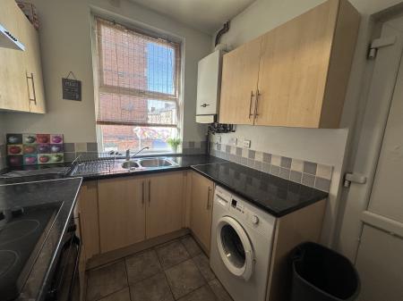 1 bedroom House share to let in Maples Street, Radford, Nottingham, NG7