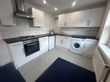 1 bedroom Apartment to let in Carlton Road, Nottingham, NG3