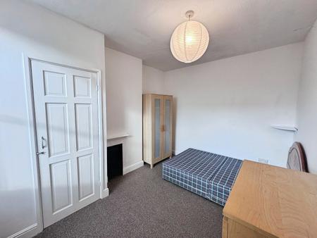 4 bedroom Terraced House to let in Osborne Grove, Sherwood, Nottingham, NG5 2HE