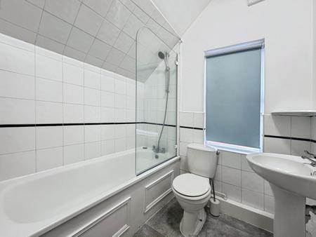 4 bedroom Terraced House to let in Osborne Grove, Sherwood, Nottingham, NG5 2HE