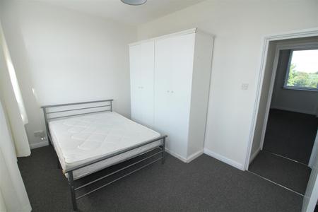 2 bedroom Flat to let in Leen Gate, Lenton, Nottingham, NG7