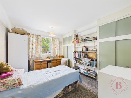 3 bedroom Semi-detached house for sale in Lichfield Avenue, Mansfield, NG18