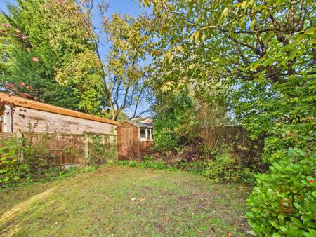 3 bedroom Semi-detached house for sale in Lichfield Avenue, Mansfield, NG18