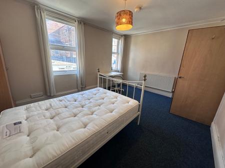 Maples Street, Radford, Nottingham, NG7