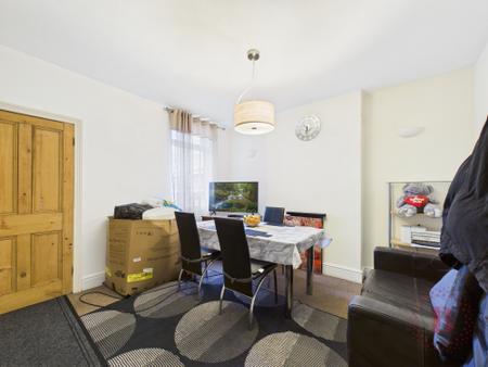 3 bedroom Semi-detached house for sale in Highbury Avenue, Bulwell, NG6