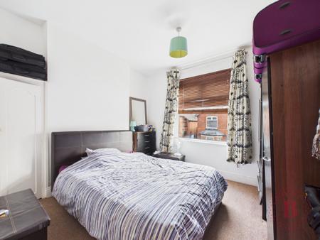 3 bedroom Semi-detached house for sale in Highbury Avenue, Bulwell, NG6