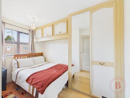 3 bedroom Detached house for sale in Kingfisher Close, Basford, NG6