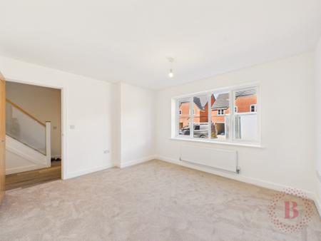 5 bedroom Detached house for sale in High Oakham Ridge, Mansfield, NG18