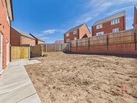 5 bedroom Detached house for sale in High Oakham Ridge, Mansfield, NG18