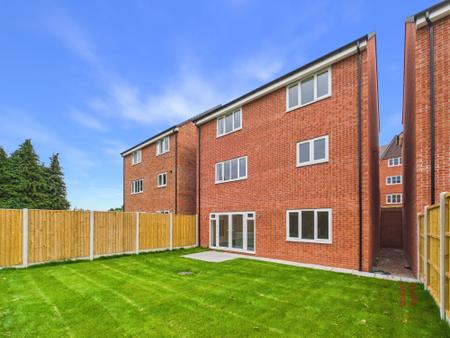 4 bedroom Detached house for sale in The Kingfisher, High Oakham Ri, Mansfield, NG18