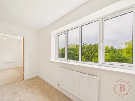 4 bedroom Detached house for sale in The Kingfisher, High Oakham Ri, Mansfield, NG18