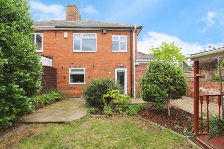 3 bedroom Semi-detached house for sale in Arnold Crescent, Sawley, Sawley, NG10