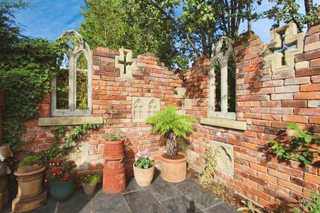 3 bedroom Semi-detached house for sale in Carrfield Avenue, Long Eaton, Long Eaton, NG10