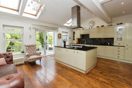 3 bedroom Semi-detached house for sale in Carrfield Avenue, Long Eaton, Long Eaton, NG10