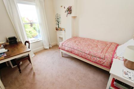 3 bedroom Semi-detached house for sale in Carrfield Avenue, Long Eaton, Long Eaton, NG10