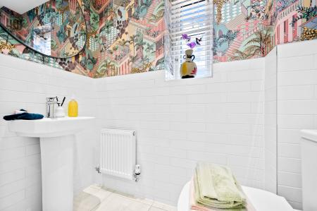 3 bedroom Detached house for sale in Field Farm, Stapleford, Stapleford, NG9