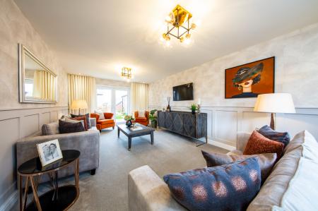 5 bedroom Detached house for sale in Field Farm, Stapleford, Stapleford, NG9