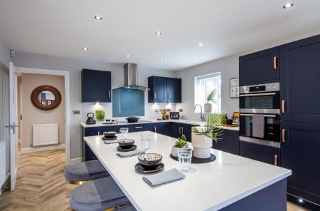 5 bedroom Detached house for sale in Field Farm, Stapleford, Stapleford, NG9