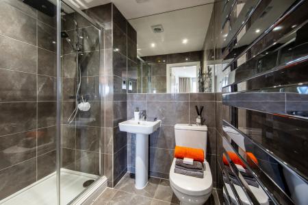 5 bedroom Detached house for sale in Field Farm, Stapleford, Stapleford, NG9