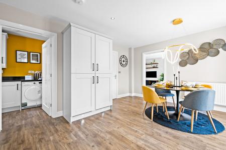 5 bedroom Detached house for sale in Field Farm, Stapleford, Stapleford, NG9