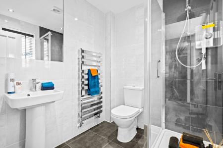 5 bedroom Detached house for sale in Field Farm, Stapleford, Stapleford, NG9