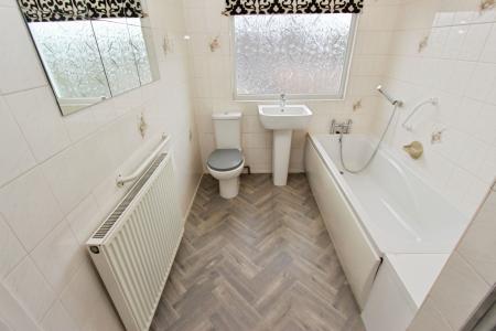 3 bedroom Detached house for sale in Harrimans Drive, Breaston, Breaston, DE72