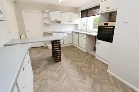 3 bedroom Detached house for sale in Harrimans Drive, Breaston, Breaston, DE72
