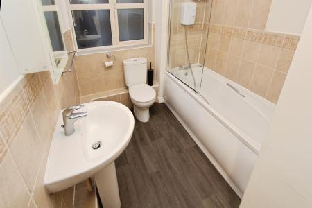 2 bedroom Flat for sale in Johnson Way, Chilwell, NG9