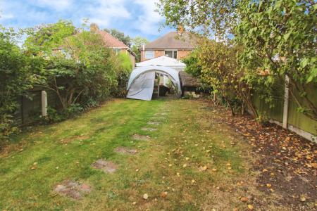 3 bedroom Semi-detached house for sale in Longmoor Lane, Breaston, Breaston, DE72