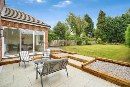 4 bedroom Detached house for sale in Monsom Lane, Repton, DE65