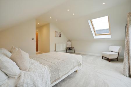 4 bedroom Detached house for sale in Monsom Lane, Repton, DE65