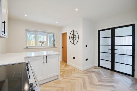 4 bedroom Detached house for sale in Monsom Lane, Repton, DE65