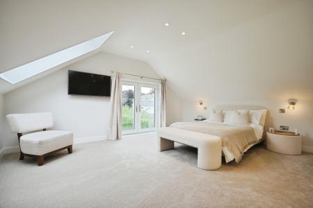 4 bedroom Detached house for sale in Monsom Lane, Repton, DE65