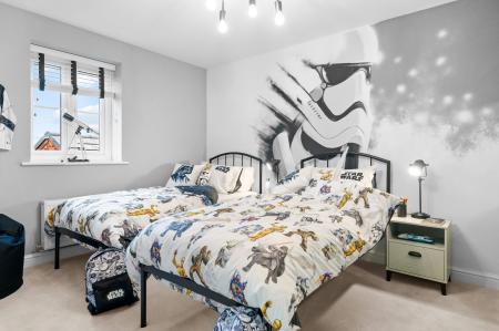 4 bedroom Detached house for sale in Olympia Reach, Beeston, Beeston, NG9