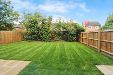 4 bedroom Detached house for sale in Olympia Reach, Beeston, Beeston, NG9