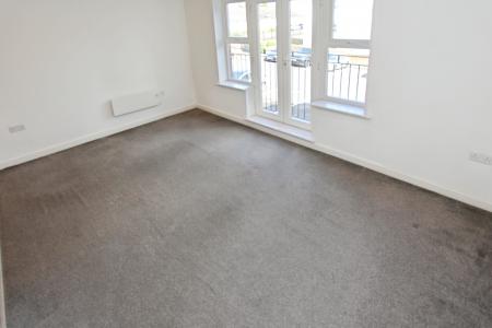 2 bedroom Flat for sale in Peckerdale Gardens, Spondon, Derby, DE21