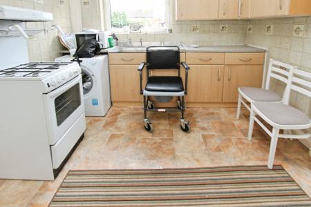 3 bedroom Semi-detached house for sale in Spencer Avenue, Nottingham, NG10