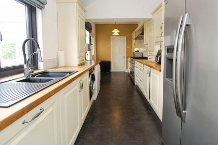 3 bedroom Semi-detached house for sale in Spinney Road, Long Eaton, Long Eaton, NG10