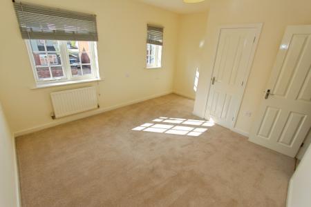 2 bedroom Town house for sale in Station Road, Castle Donington, Castle Donington, DE74