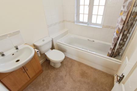 2 bedroom Town house for sale in Station Road, Castle Donington, Castle Donington, DE74