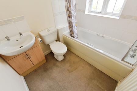 2 bedroom Town house for sale in Station Road, Castle Donington, Castle Donington, DE74