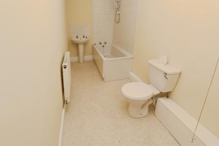 2 bedroom Flat for sale in Station Road, Sandiacre, Sandiacre, NG10