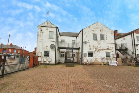 2 bedroom Flat for sale in Station Road, Sandiacre, Sandiacre, NG10