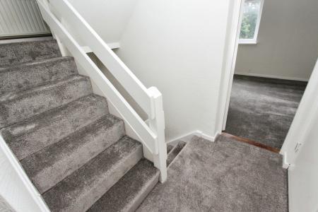 3 bedroom Terraced House to let in Barkla Close, Clifton, NG11