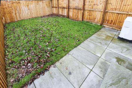 3 bedroom Semi-detached house to let in Tulip Street, Beeston, NG9