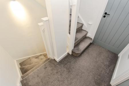 3 bedroom Semi-detached house to let in Tulip Street, Beeston, NG9