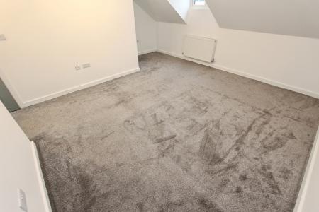 3 bedroom Semi-detached house to let in Tulip Street, Beeston, NG9